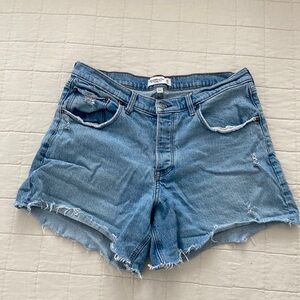 Abercrombie & Fitch 90’s Baggy Short Low Rise Denim